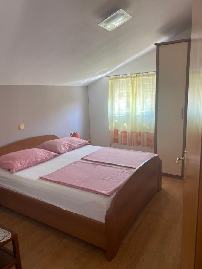 Apartments Nautica Barbat na Rabu Kültér fotó