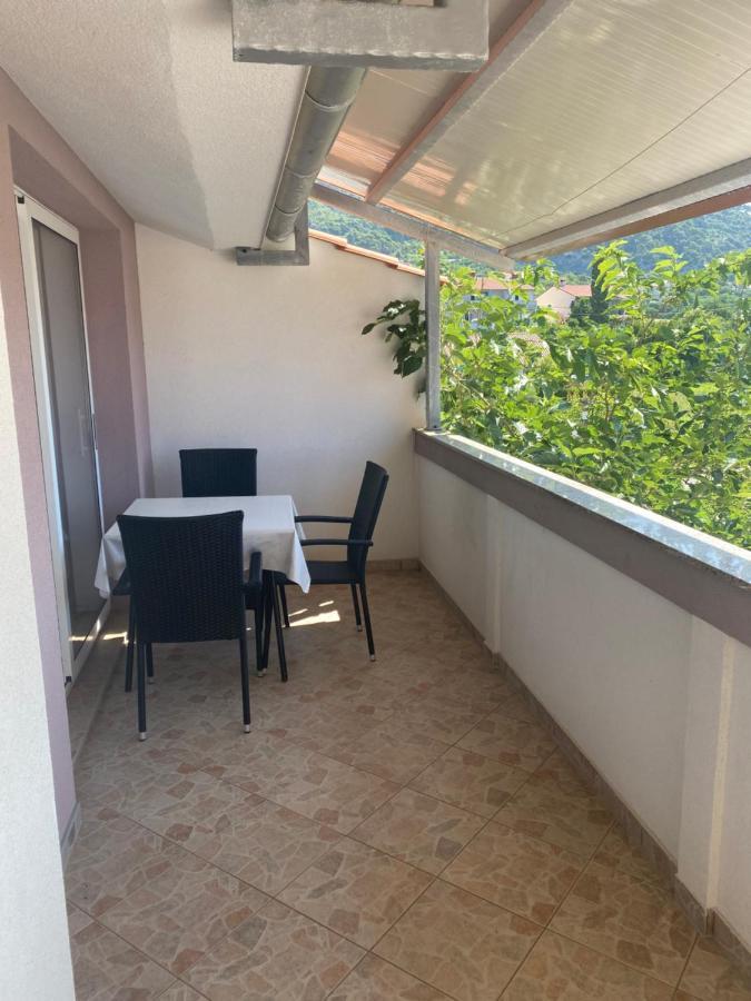 Apartments Nautica Barbat na Rabu Kültér fotó