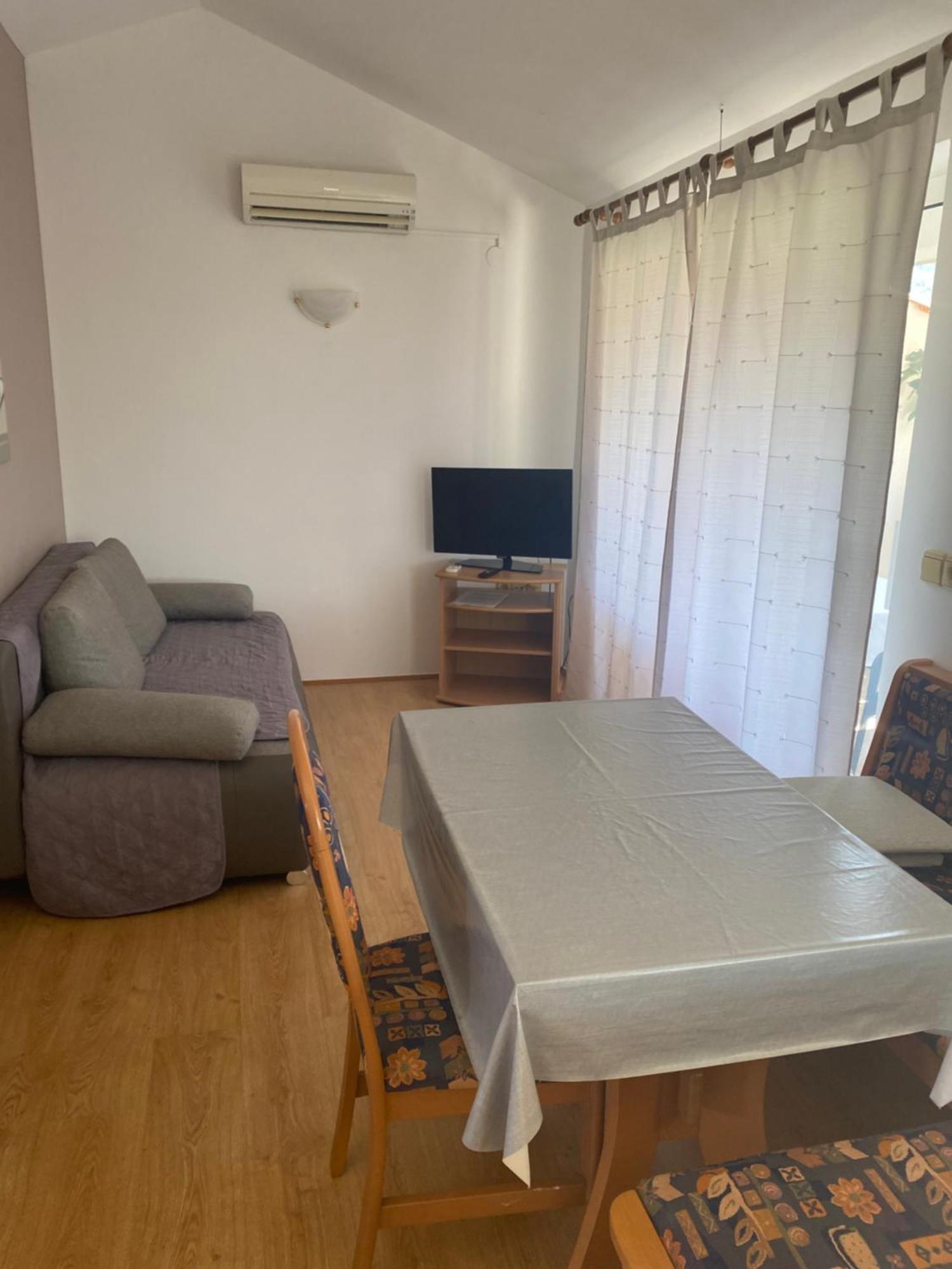 Apartments Nautica Barbat na Rabu Kültér fotó